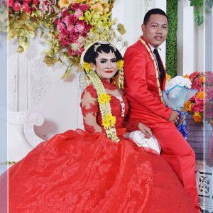 Putri Novitasari profile icon