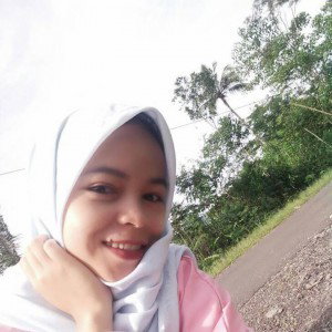 Tth Siti Sintiya profile icon