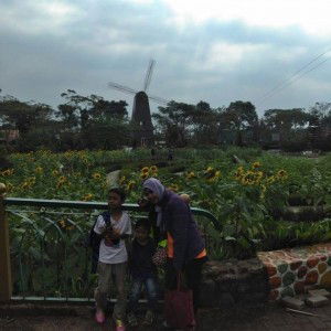 Sri Mulyani profile icon