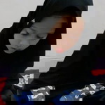 Neni Qurotul Aini profile icon