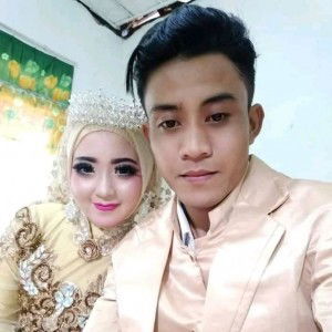 Dwi Puspa Agustias Ningsih profile icon