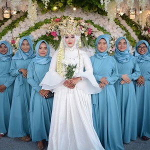 Rita Gustia Lintang profile icon