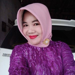 Sri Winarti profile icon