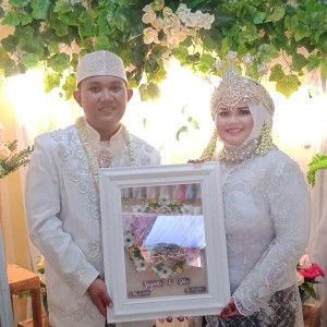 Dita Eka Puspitasari profile icon