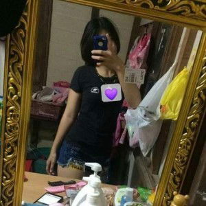 เคี้ยวเต็มลูก ยืนวูบได้ไง profile icon