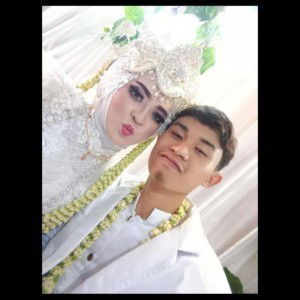 Wulan Dwiyanti profile icon