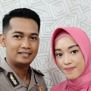 Dwi Kartika Damayanti profile icon