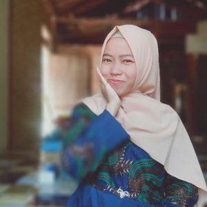 Dessy Ratnasari profile icon