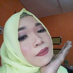 Sie Threex profile icon