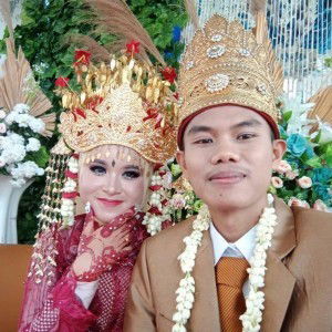 Yuyun Juniarti profile icon