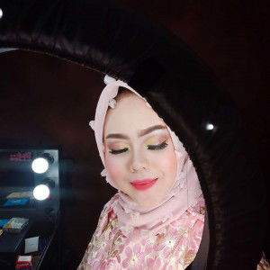 Wiwik Ardhenata profile icon