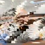 Devi Lara profile icon