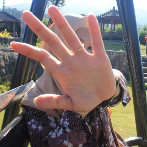 AniSa Fitrii profile icon