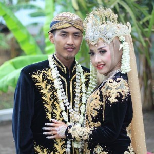 Putri Altarisa Shoviana profile icon