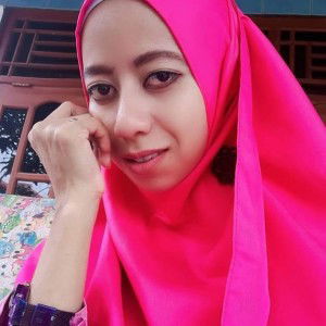 Yully Siti Fatimah profile icon