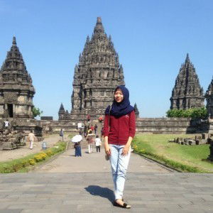 Putri Ayu profile icon