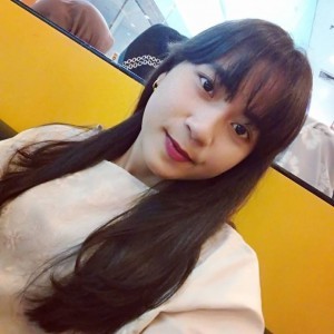 Monica Erni Putri profile icon