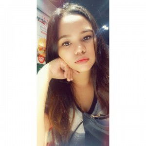 Rhi Caparas profile icon