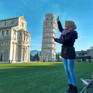 Ummi Hani profile icon