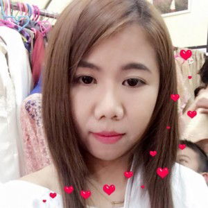 Aom Phacharaphan profile icon