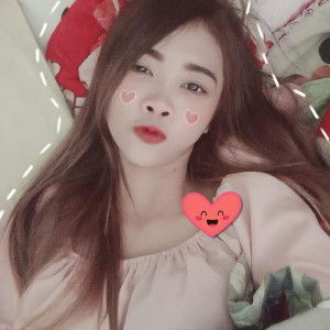 พลอย พลอย profile icon