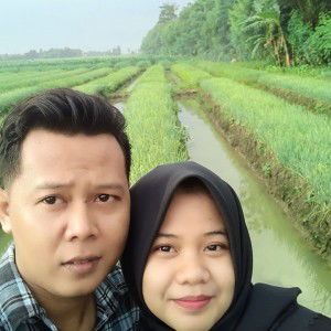 Shucii Dhinartii profile icon