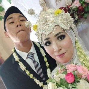 Rizkya Frilly profile icon