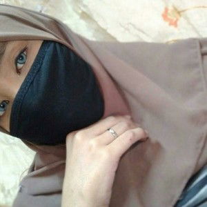 Nisa Zamry profile icon