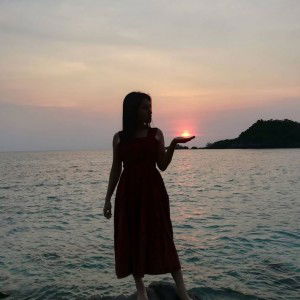 Bee Bee profile icon