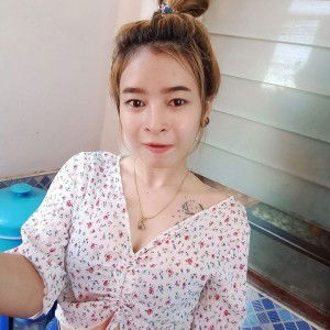 พลอย'ย อ่อย. profile icon