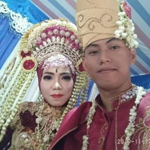 Dini Hayati profile icon