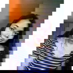 veronica tania profile icon