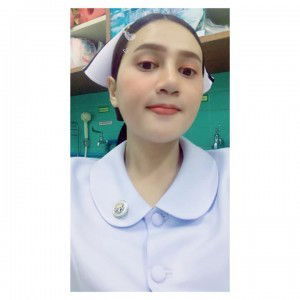 MoMay C'CraZy profile icon