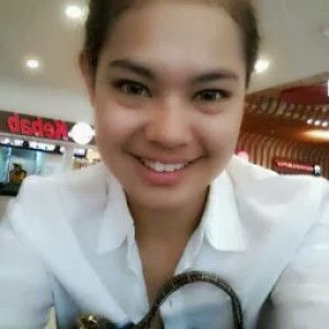 Intan Pangemanan profile icon