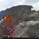 Ayu Asari profile icon