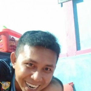 Riezha Maretha S profile icon