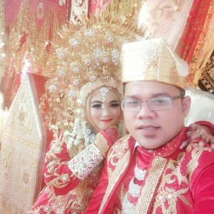 Devi Syafriani profile icon