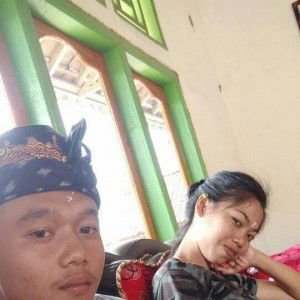 Wayan Purniati profile icon