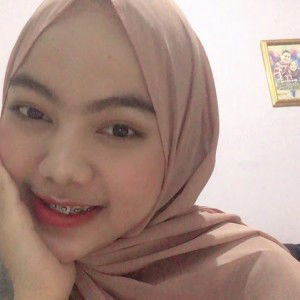 Putri Andini profile icon