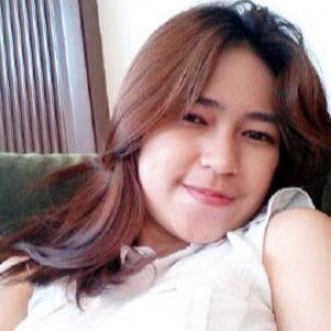 putri uty profile icon