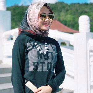 Rizki Wulandari HL profile icon