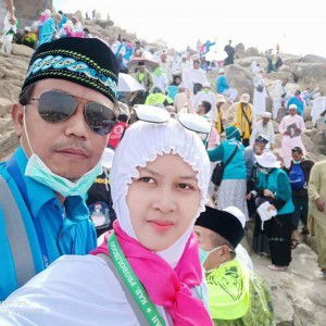 Dessy Ratnasary profile icon