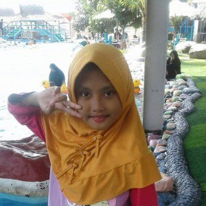 Devi Fitriani profile icon