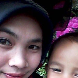 Siti Kodariah profile icon