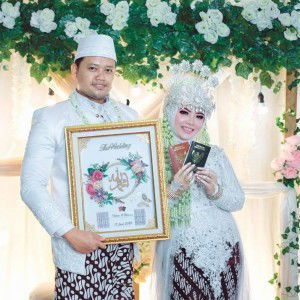 Intan Rani Permata profile icon