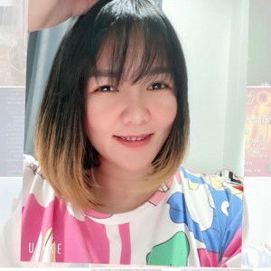 Aom Aom profile icon