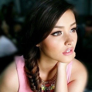 Richelle Decolongon profile icon