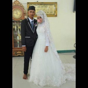 Dewi Fitriani profile icon