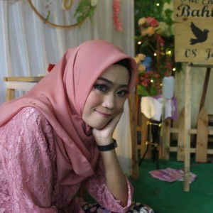 Yuli Atri profile icon