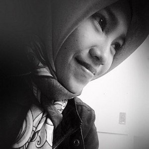 Evy Dwi profile icon